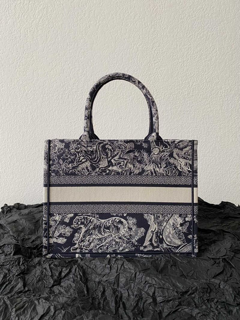 Dior Shopping Bags